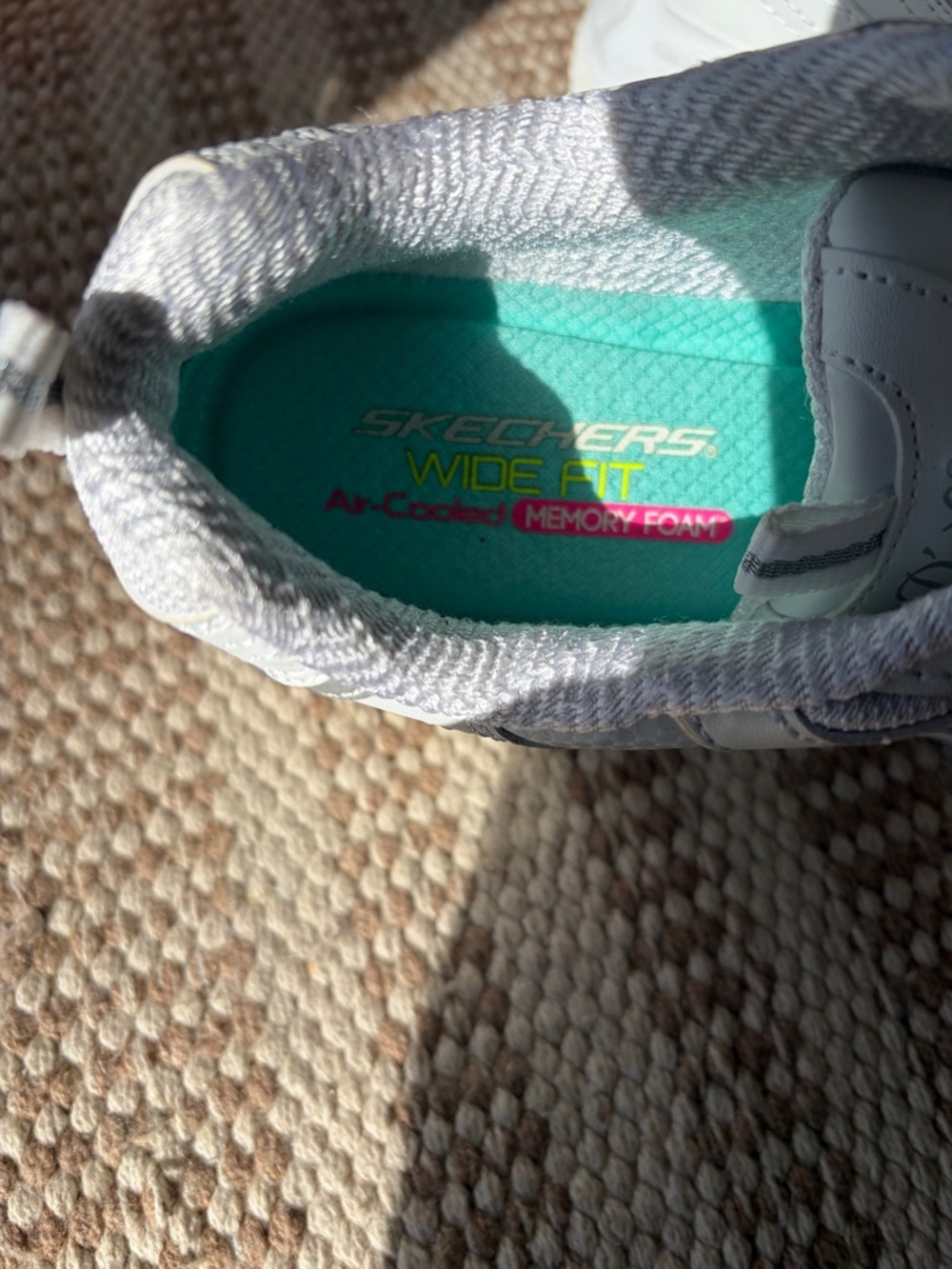 Skechers White 9 wide, Sneakers with Aqua Insole D’Lite, memory foam - Picture 3 of 10